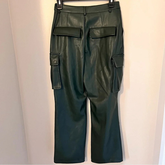 NWT 7 for all mankind vegan green leather cargo pants - Picture 4 of 6